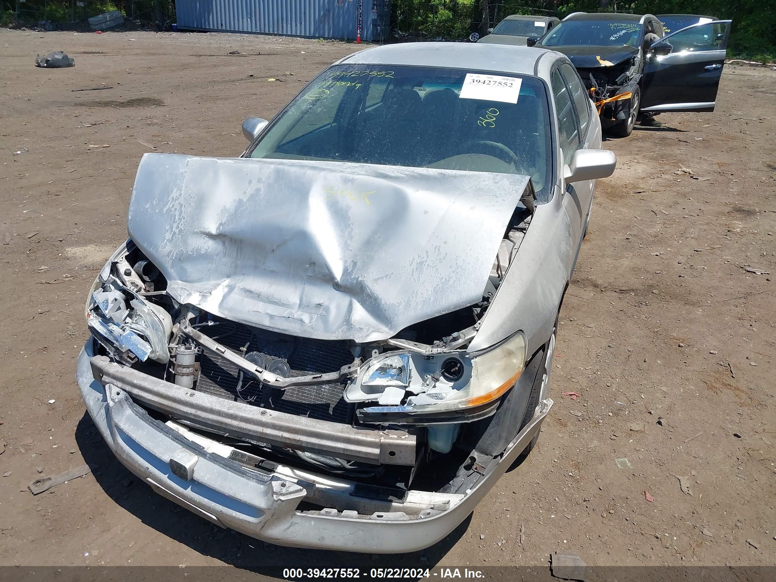 Photo 5 VIN: 1HGCG5649WA254326 - HONDA ACCORD 