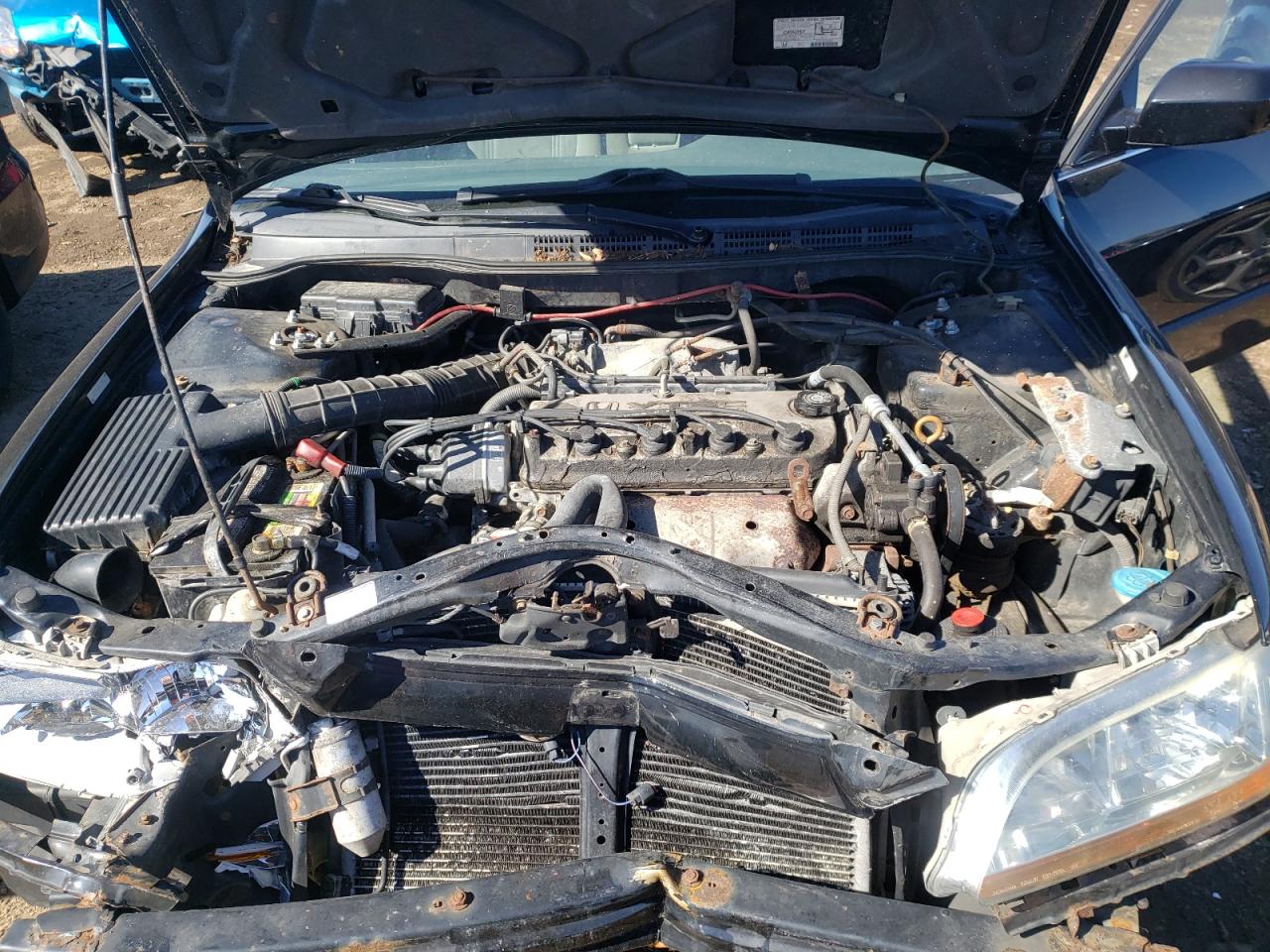 Photo 10 VIN: 1HGCG5649XA102516 - HONDA ACCORD 