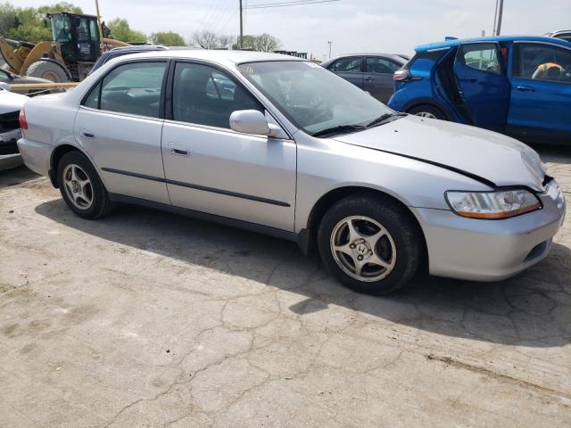 Photo 3 VIN: 1HGCG5649XA118828 - HONDA ACCORD 