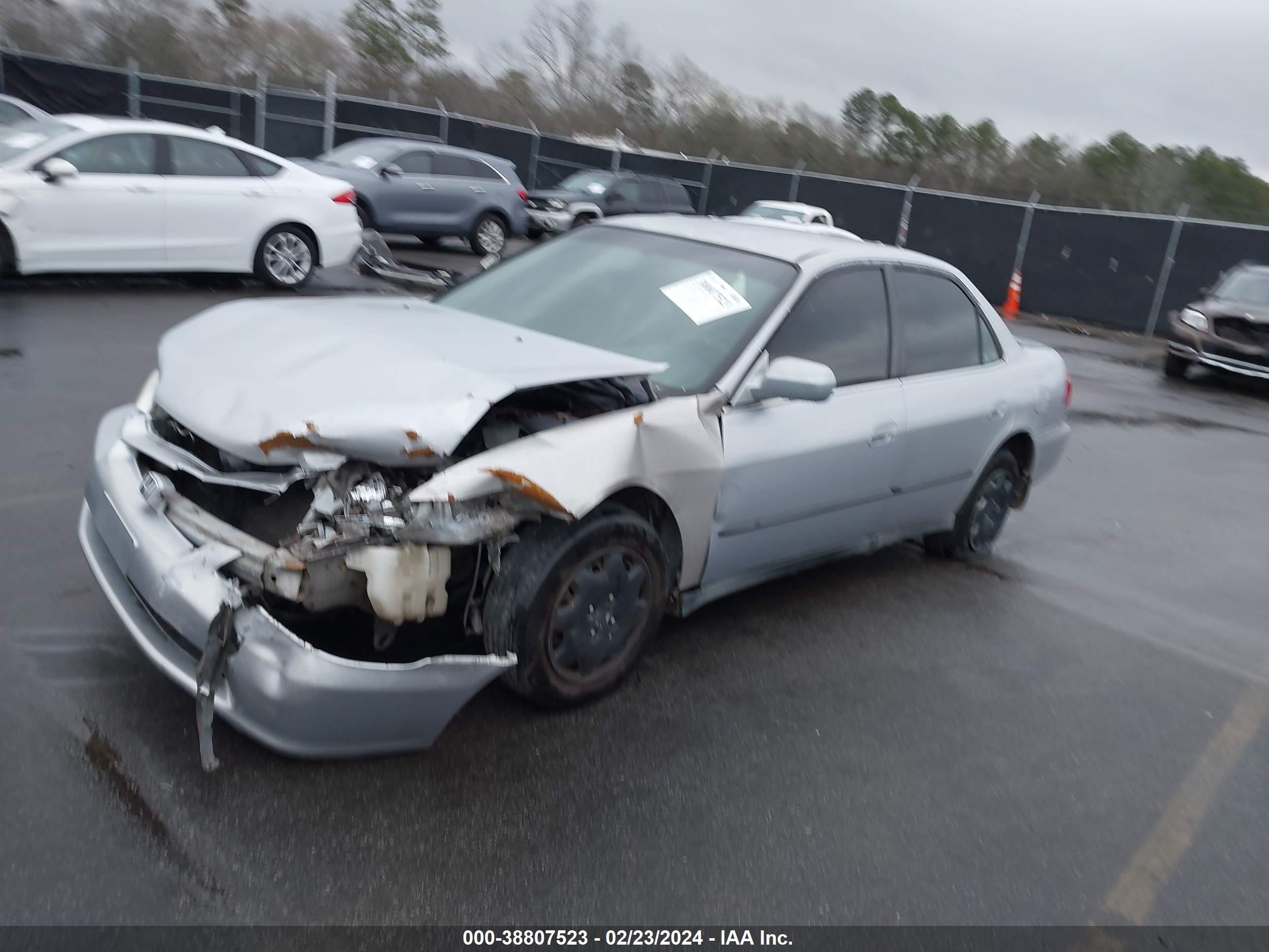 Photo 1 VIN: 1HGCG564XWA183878 - HONDA ACCORD 