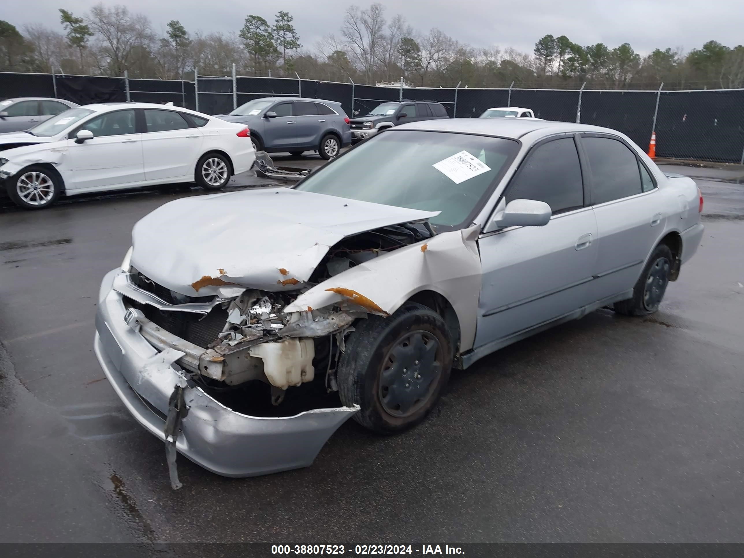 Photo 5 VIN: 1HGCG564XWA183878 - HONDA ACCORD 