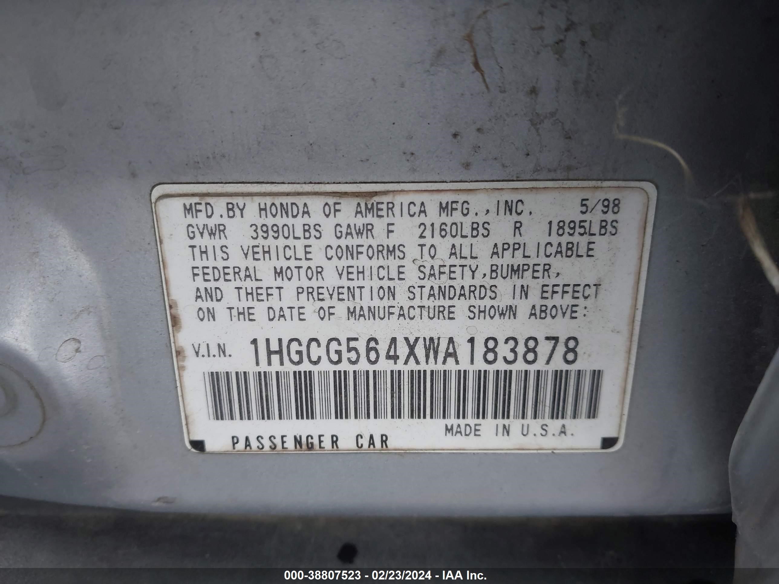 Photo 8 VIN: 1HGCG564XWA183878 - HONDA ACCORD 