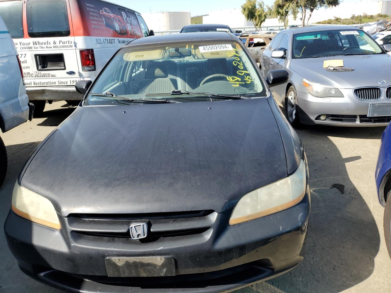 Photo 4 VIN: 1HGCG564XWA186344 - HONDA ACCORD 