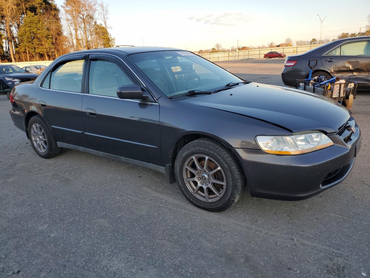 Photo 3 VIN: 1HGCG564XWA259714 - HONDA ACCORD 