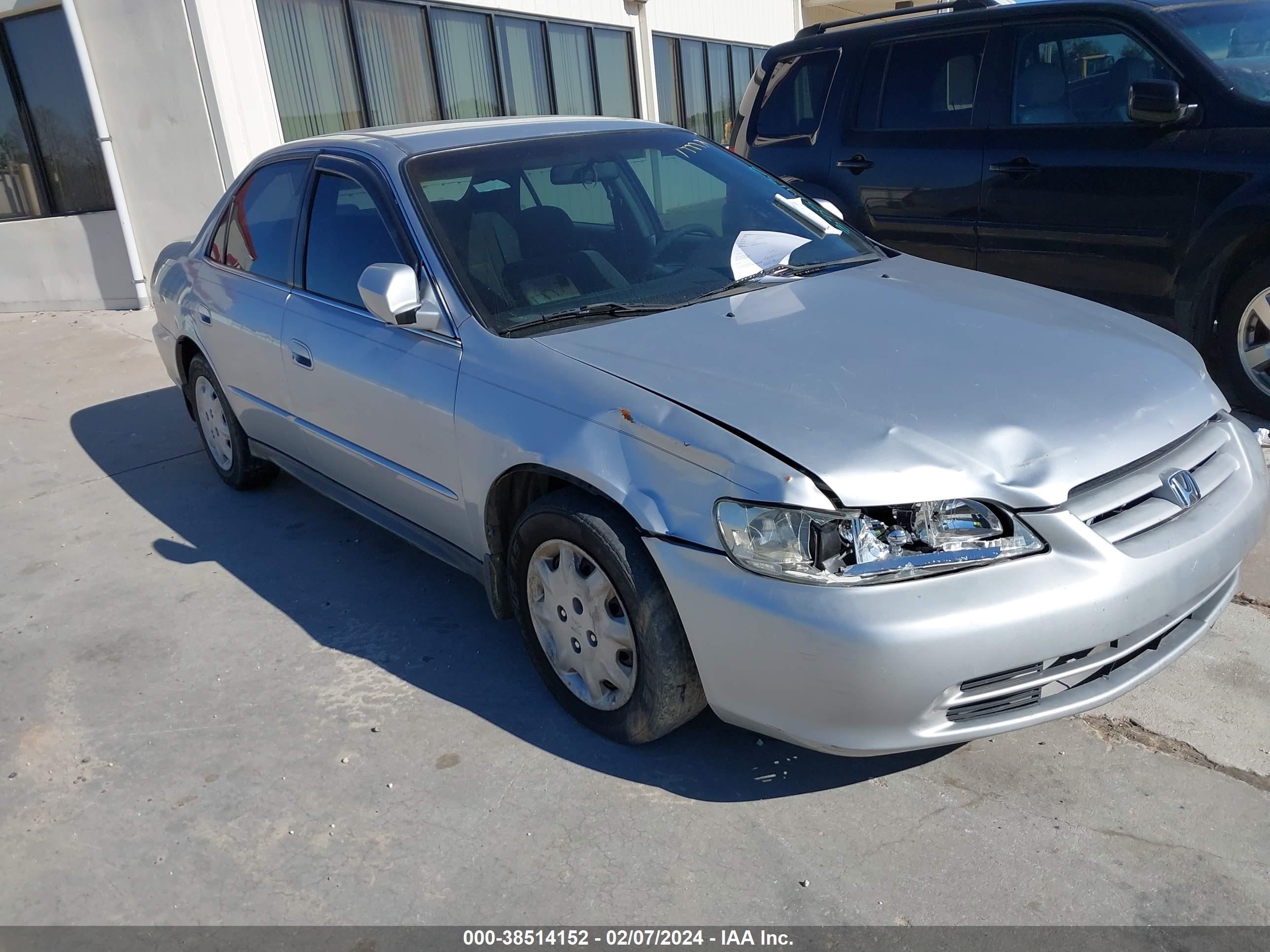 Photo 5 VIN: 1HGCG56502A071755 - HONDA ACCORD 