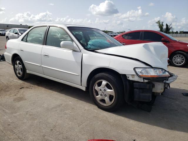 Photo 3 VIN: 1HGCG5652WA165609 - HONDA ACCORD EX 