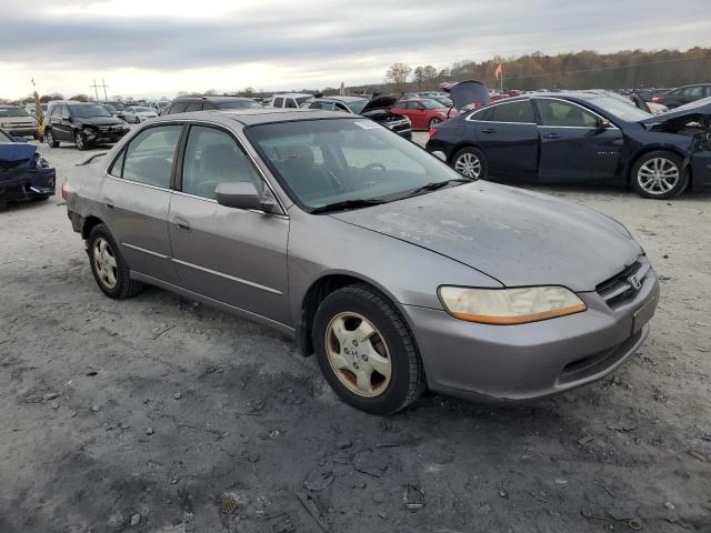 Photo 3 VIN: 1HGCG5653YA054764 - HONDA ACCORD 