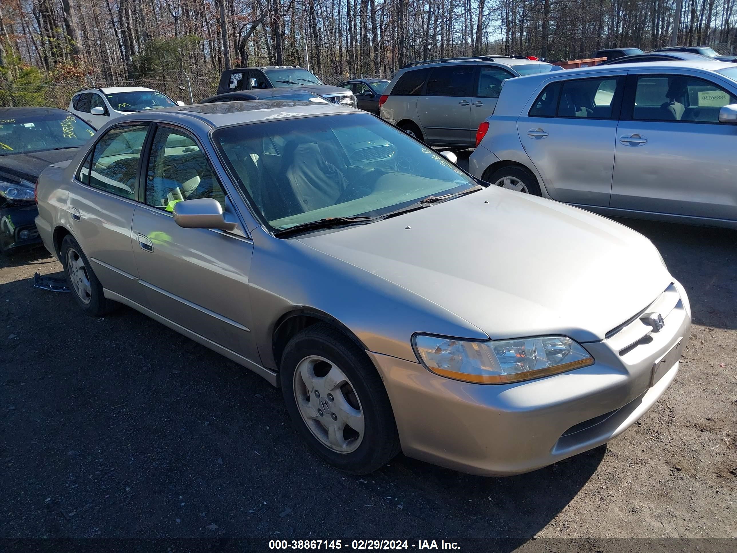 Photo 0 VIN: 1HGCG5654WA127931 - HONDA ACCORD 