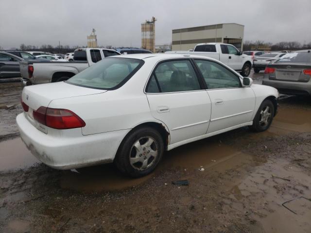 Photo 2 VIN: 1HGCG5655XA026852 - HONDA ACCORD 