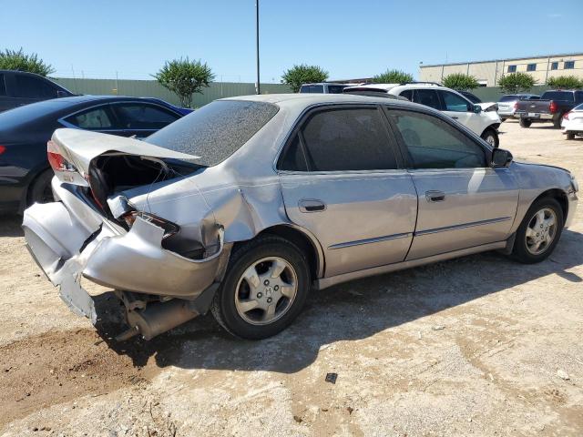 Photo 2 VIN: 1HGCG5656YA008166 - HONDA ACCORD 