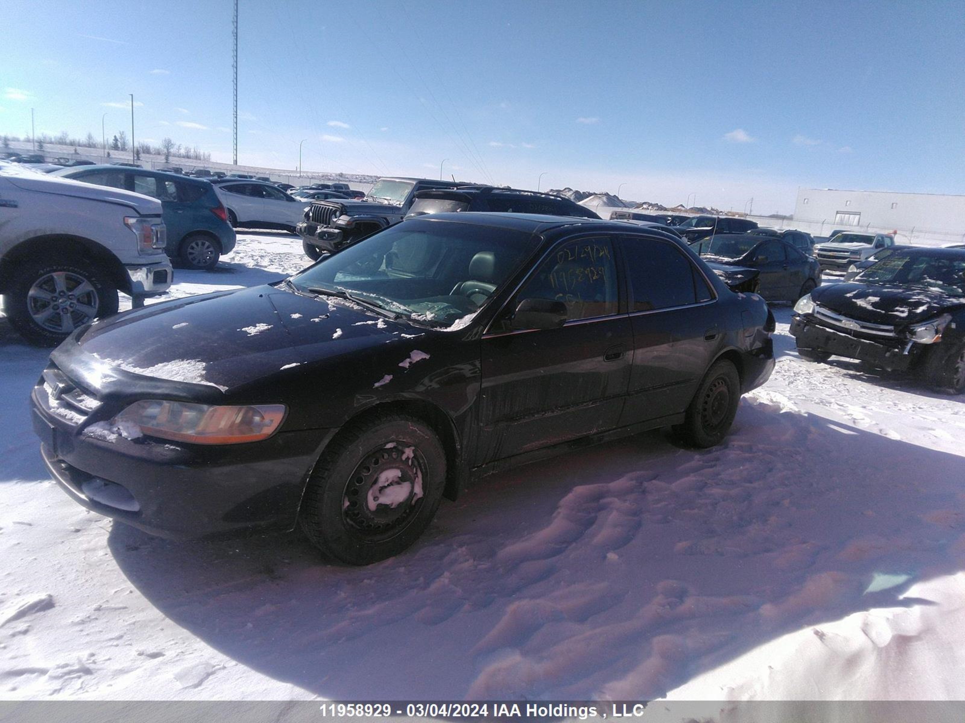 Photo 13 VIN: 1HGCG5657XA802009 - HONDA ACCORD 