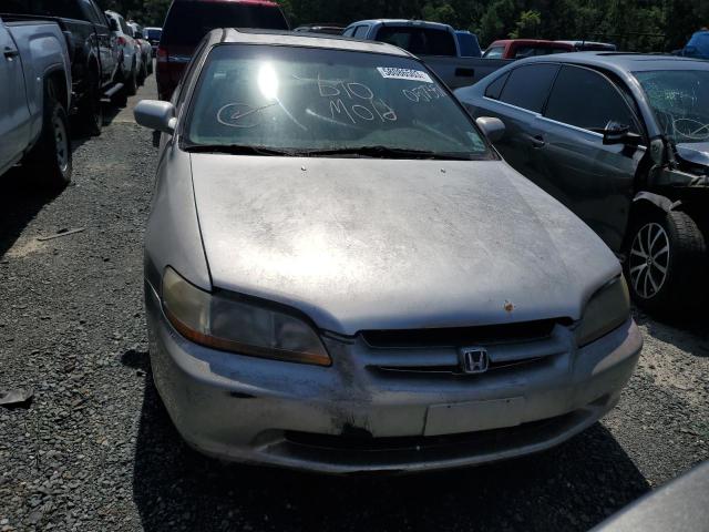 Photo 4 VIN: 1HGCG5658WA057351 - HONDA ACCORD 