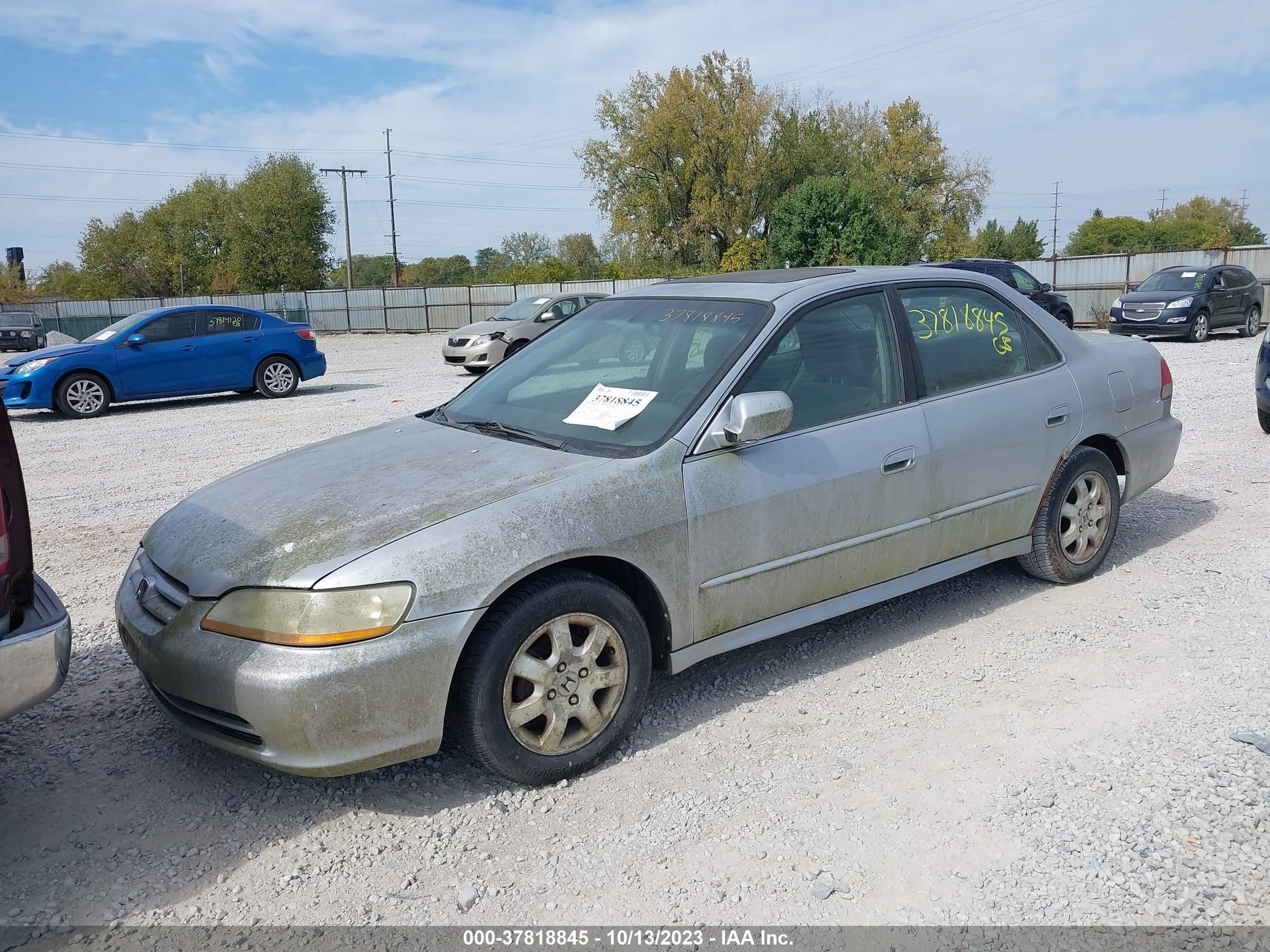 Photo 1 VIN: 1HGCG56612A105520 - HONDA ACCORD 