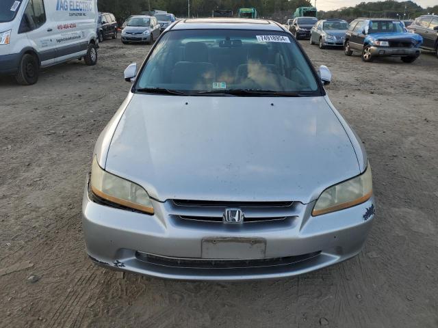 Photo 4 VIN: 1HGCG56622A110130 - HONDA ACCORD EX 