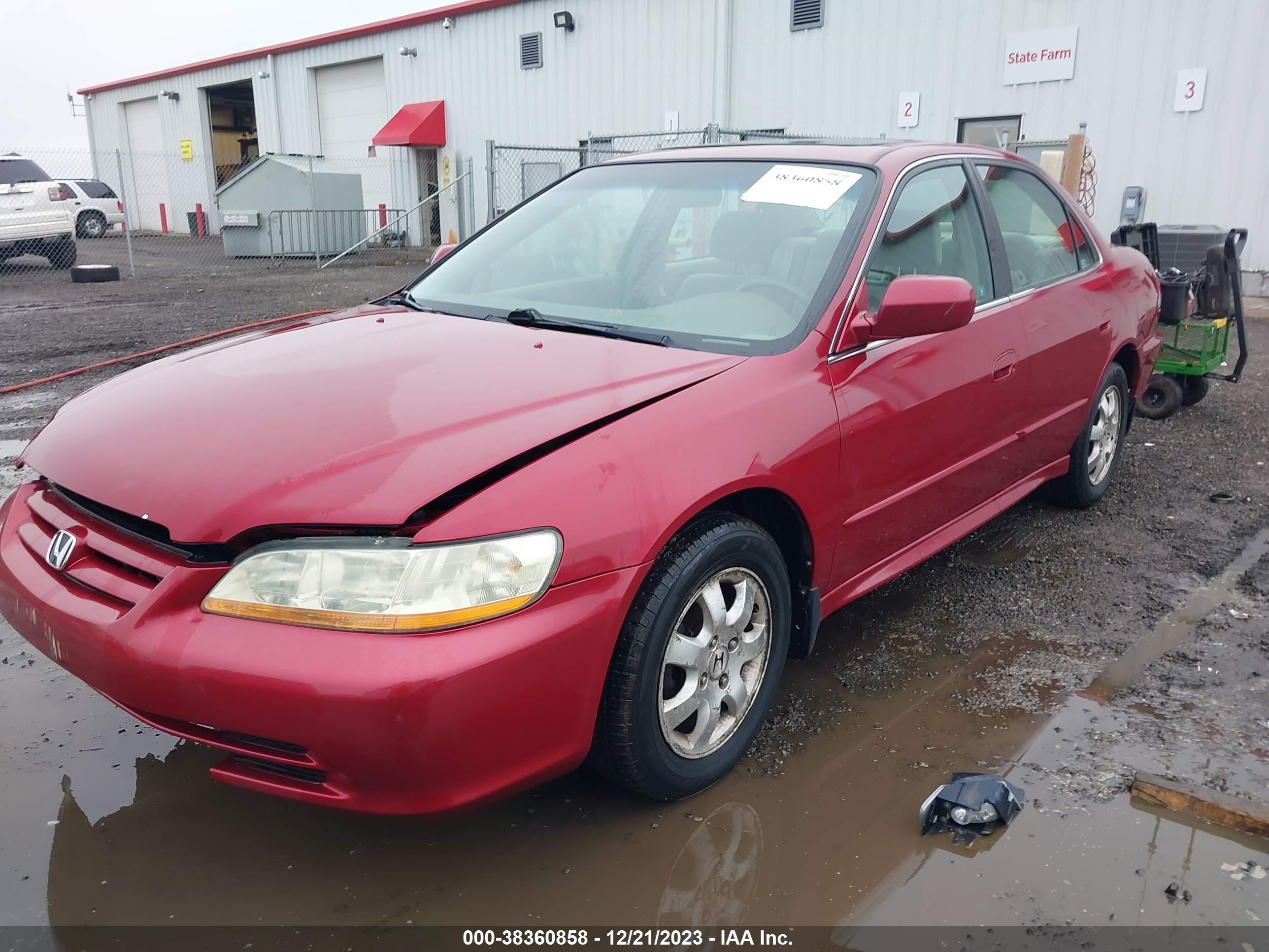 Photo 1 VIN: 1HGCG56652A148225 - HONDA ACCORD 