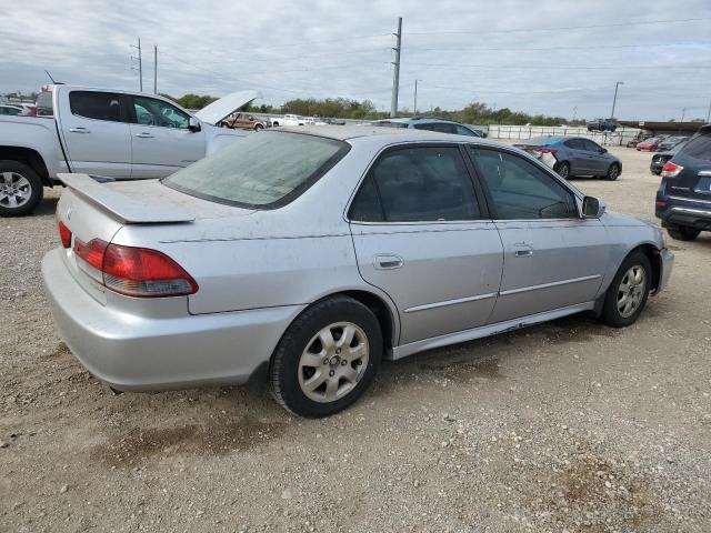 Photo 2 VIN: 1HGCG56661A133361 - HONDA ACCORD EX 