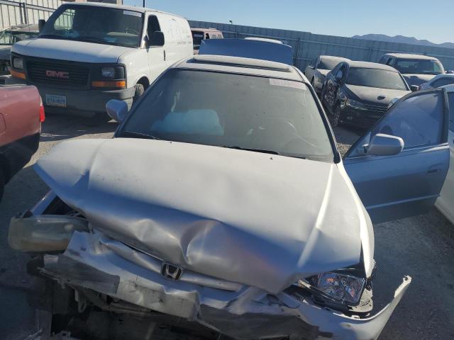 Photo 4 VIN: 1HGCG56662A111944 - HONDA ACCORD 