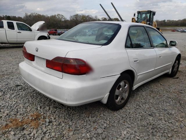 Photo 3 VIN: 1HGCG5666YA095088 - HONDA ACCORD EX 