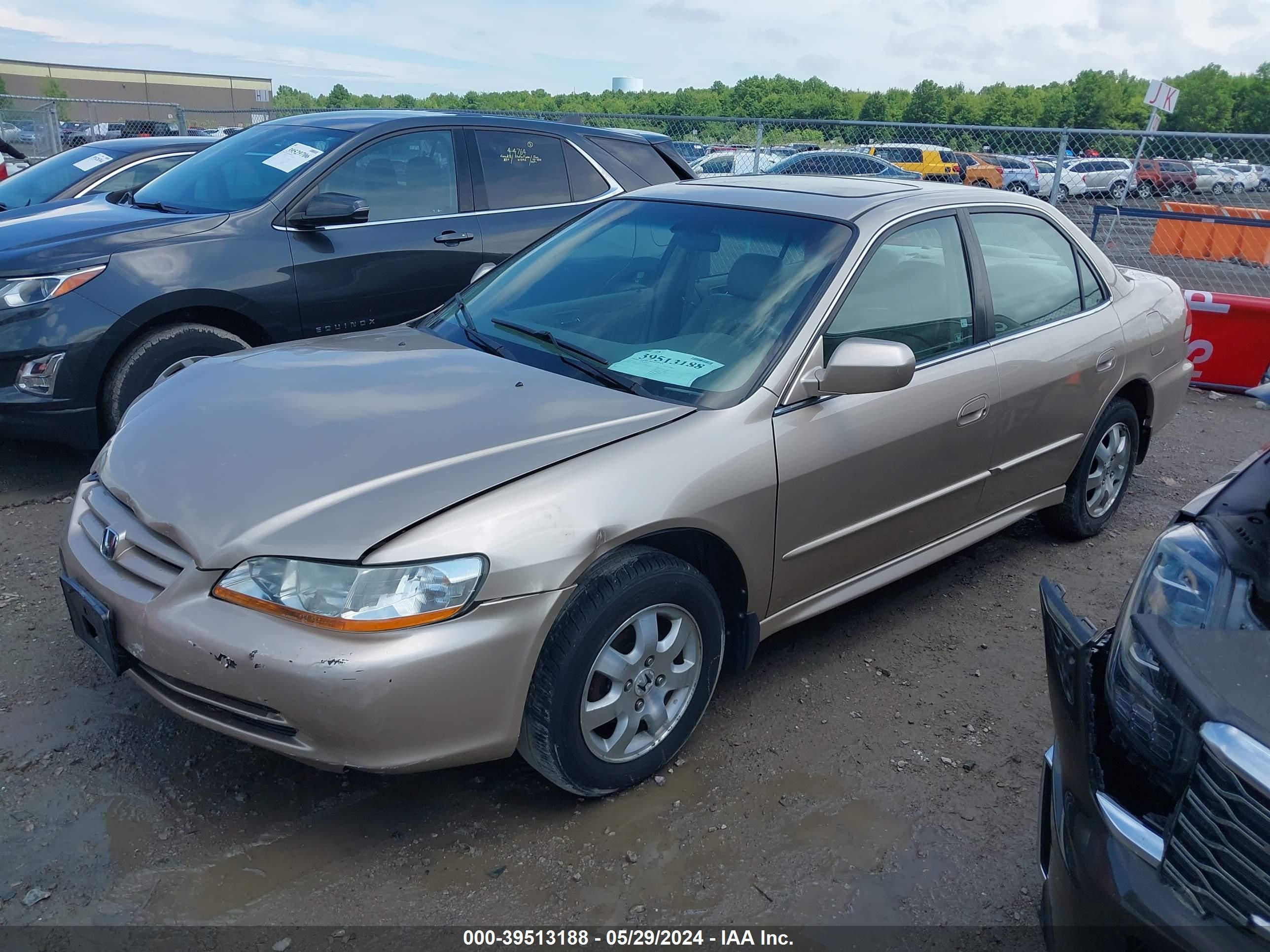 Photo 1 VIN: 1HGCG56671A110607 - HONDA ACCORD 