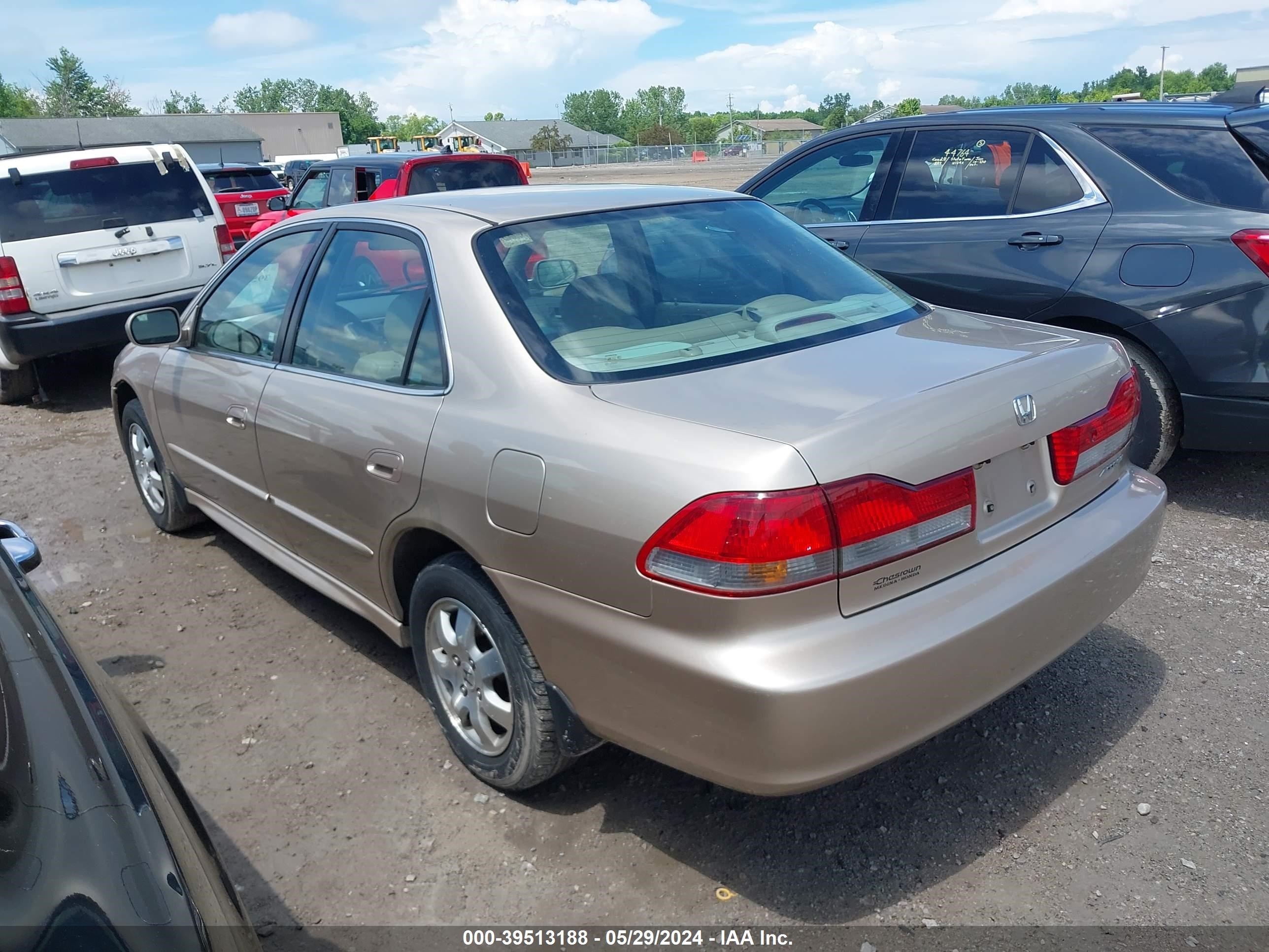 Photo 13 VIN: 1HGCG56671A110607 - HONDA ACCORD 