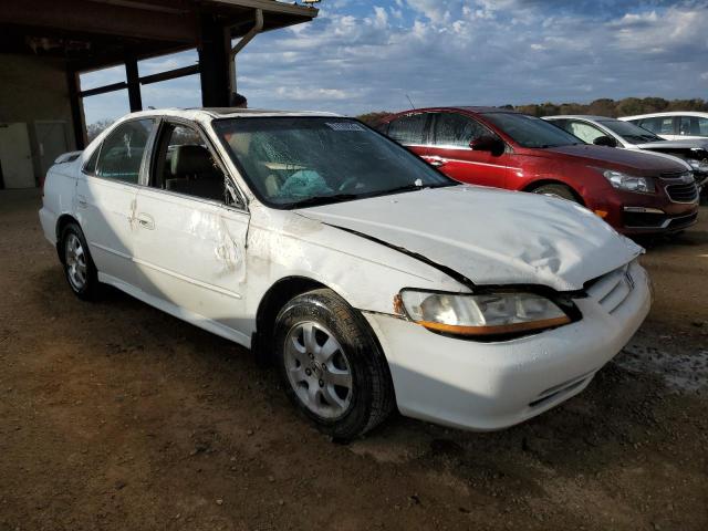 Photo 3 VIN: 1HGCG56681A045573 - HONDA ACCORD 