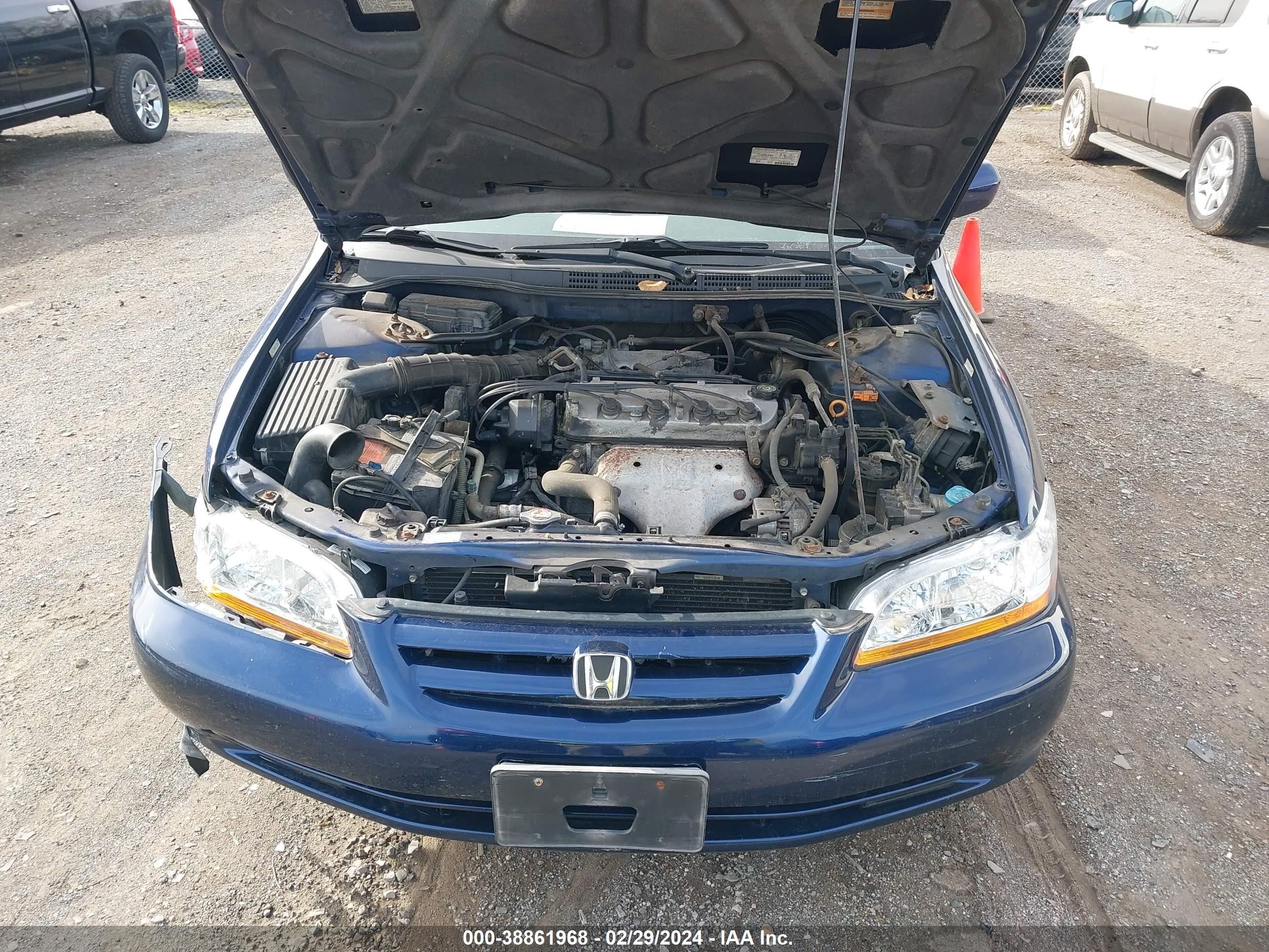 Photo 9 VIN: 1HGCG56682A165066 - HONDA ACCORD 