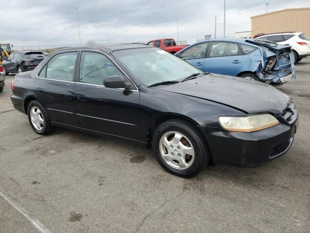 Photo 3 VIN: 1HGCG5669YA098082 - HONDA ACCORD EX 