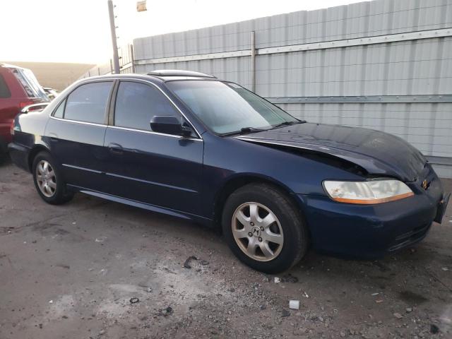 Photo 3 VIN: 1HGCG566X2A111820 - HONDA ACCORD EX 