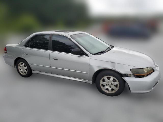 Photo 3 VIN: 1HGCG566X2A170589 - HONDA ACCORD 