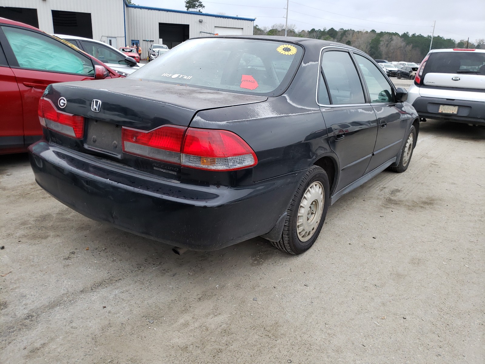 Photo 3 VIN: 1HGCG56702A049160 - HONDA ACCORD SE 