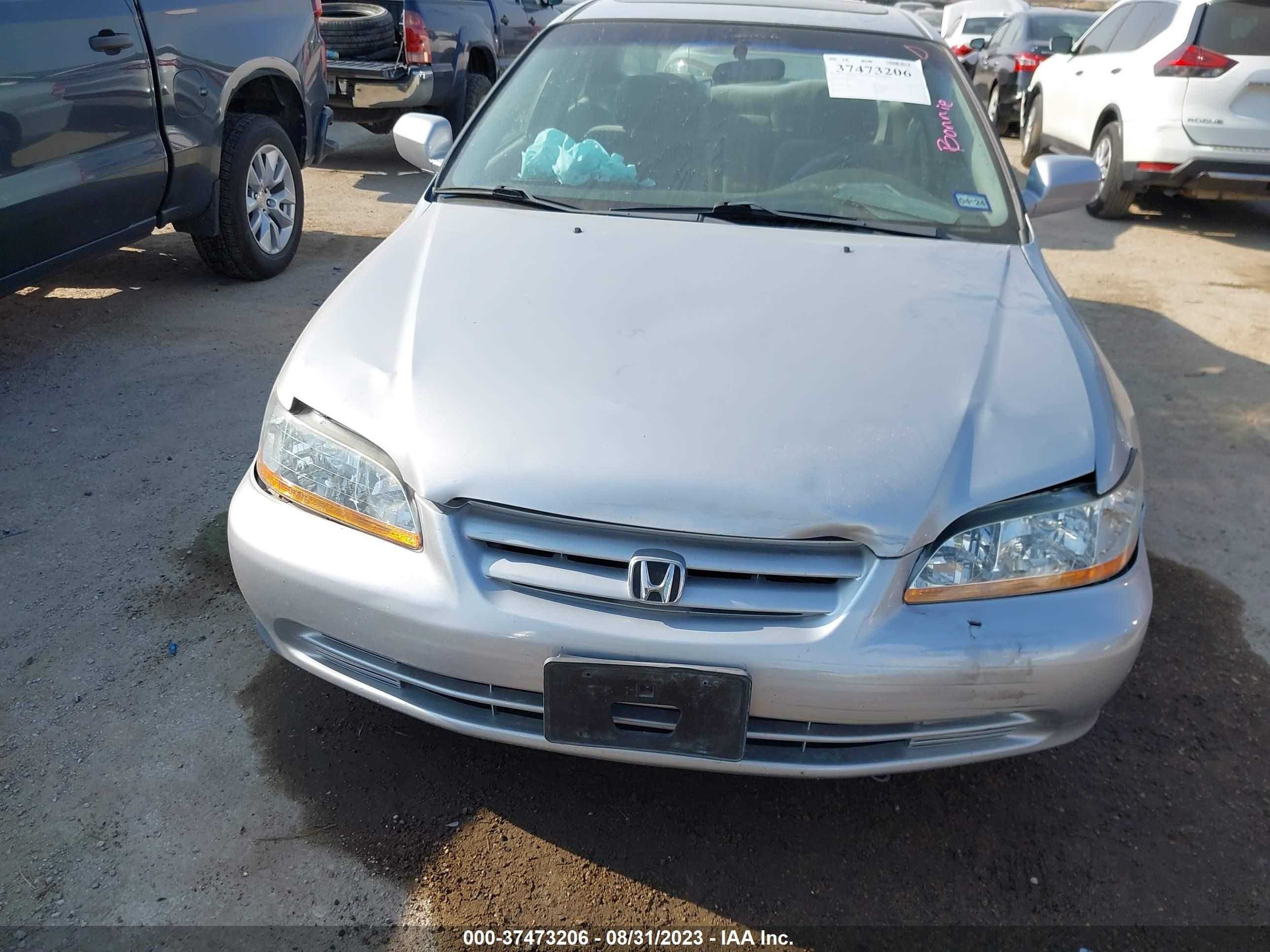 Photo 5 VIN: 1HGCG56712A115523 - HONDA ACCORD 