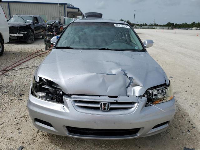 Photo 4 VIN: 1HGCG56752A163378 - HONDA ACCORD 