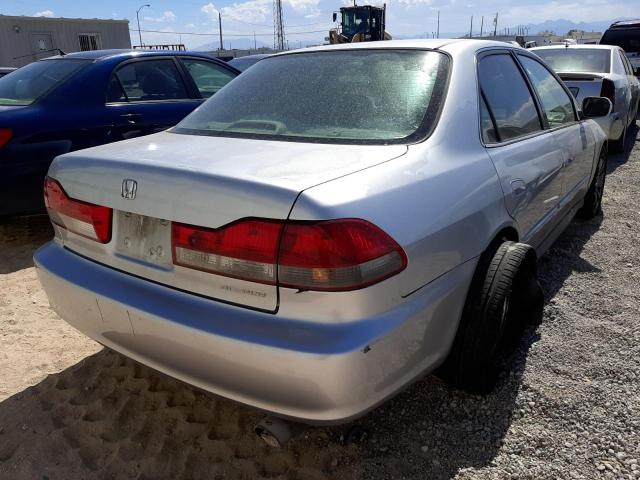 Photo 3 VIN: 1HGCG65501A125206 - HONDA ACCORD LX 