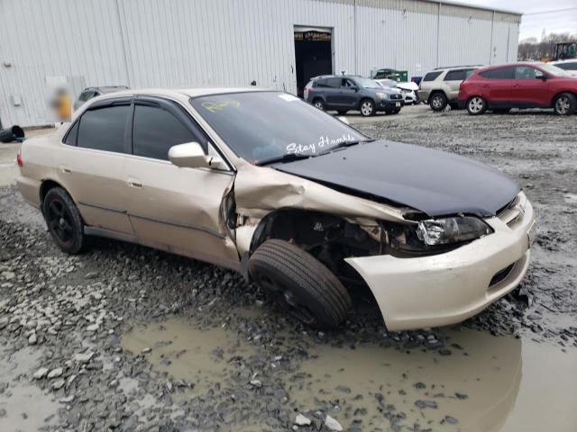 Photo 3 VIN: 1HGCG6650YA151796 - HONDA ACCORD 