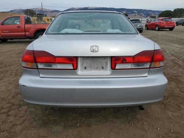 Photo 5 VIN: 1HGCG66511A081487 - HONDA ACCORD LX 