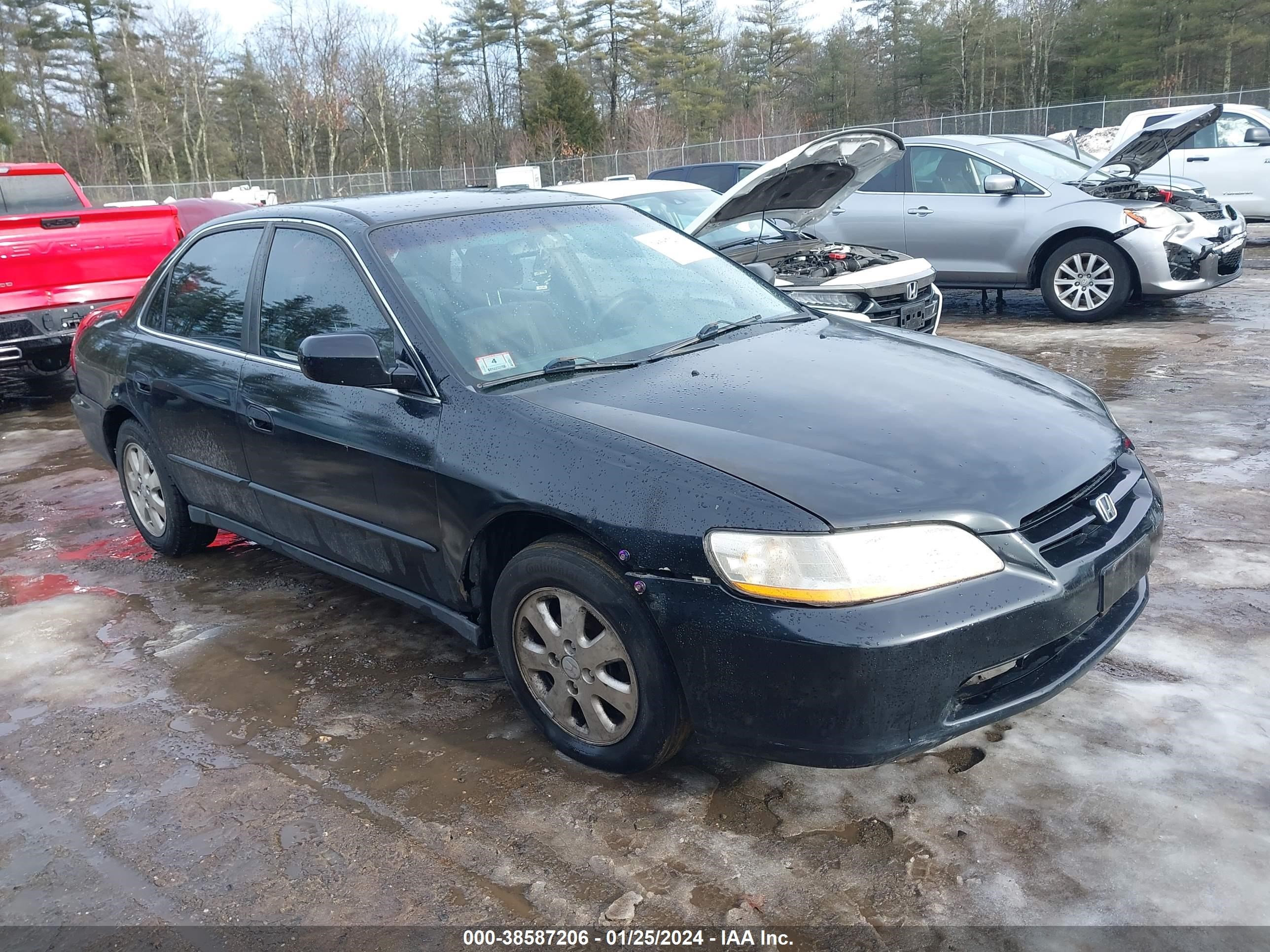 Photo 0 VIN: 1HGCG6651XA092112 - HONDA ACCORD 