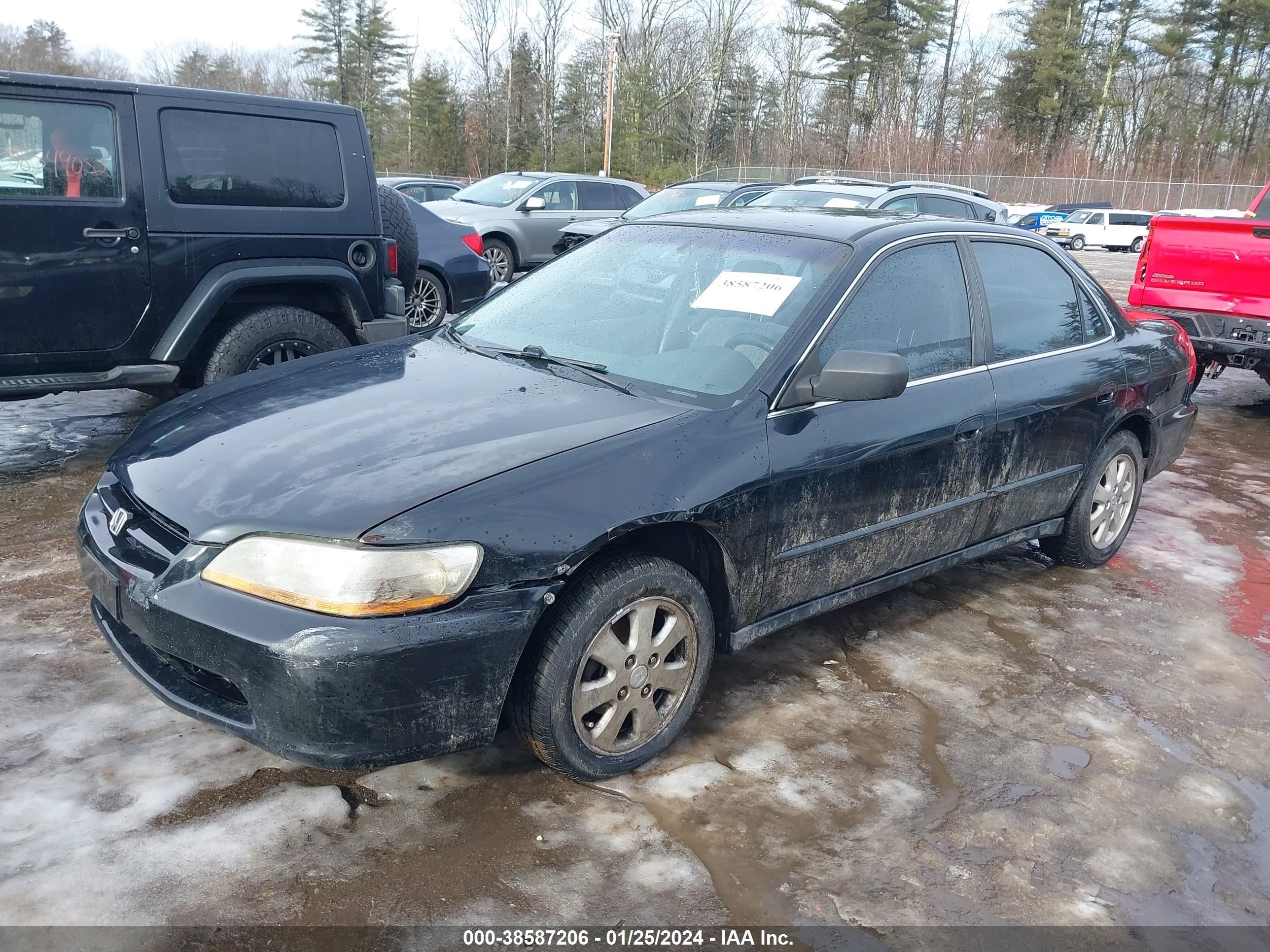 Photo 1 VIN: 1HGCG6651XA092112 - HONDA ACCORD 