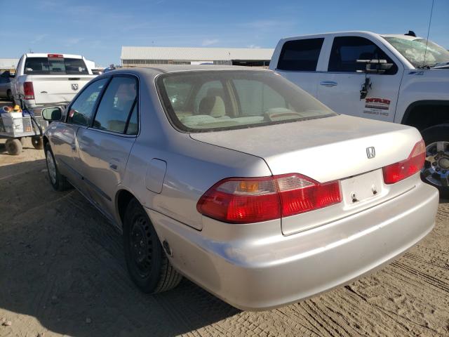 Photo 2 VIN: 1HGCG6652XA125036 - HONDA ACCORD LX 