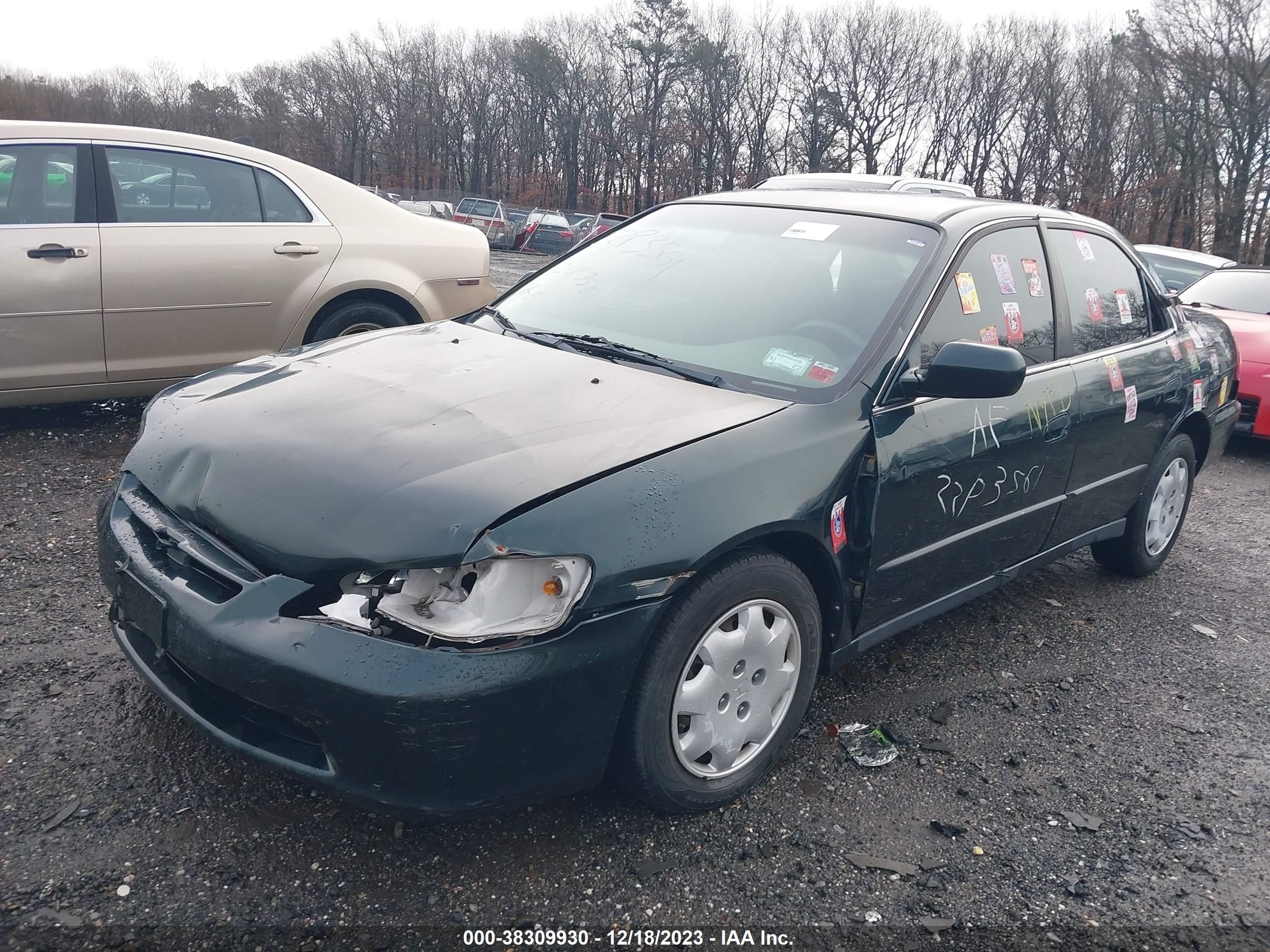 Photo 1 VIN: 1HGCG6652YA148236 - HONDA ACCORD 