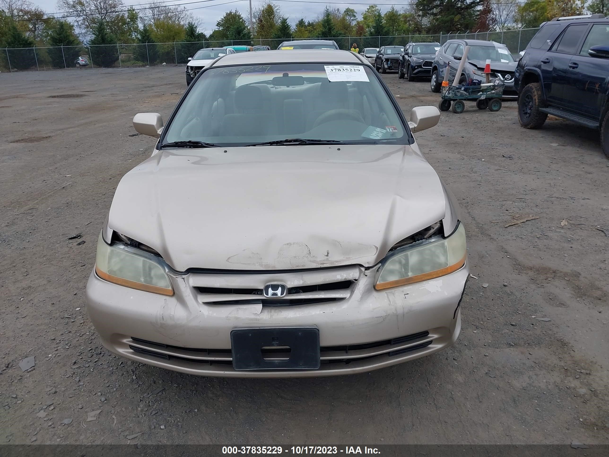 Photo 11 VIN: 1HGCG66542A039378 - HONDA ACCORD 