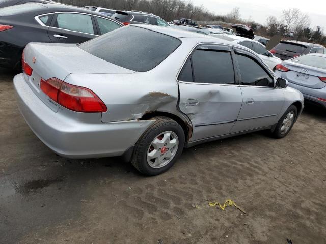 Photo 2 VIN: 1HGCG6654YA045805 - HONDA ACCORD 