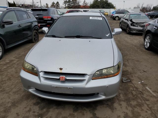 Photo 4 VIN: 1HGCG6654YA045805 - HONDA ACCORD 