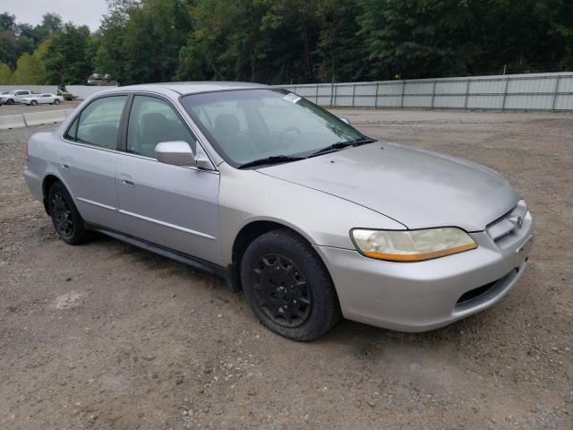 Photo 3 VIN: 1HGCG66561A135415 - HONDA ACCORD LX 