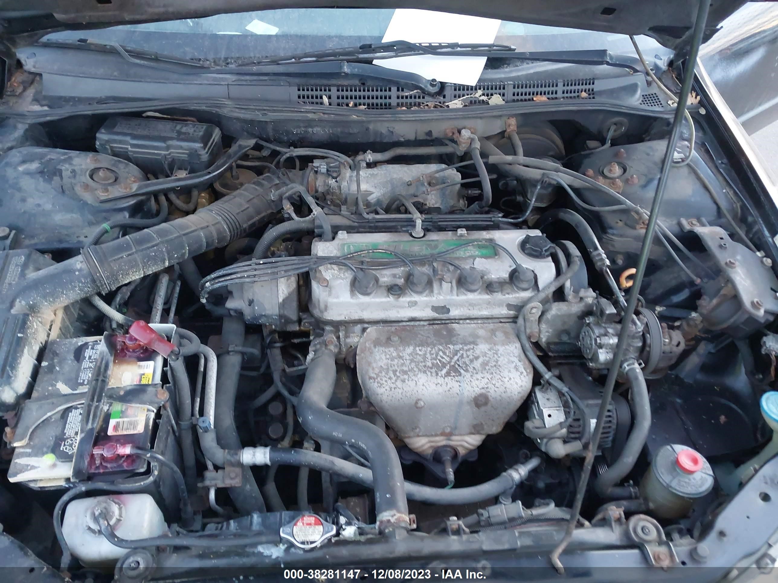 Photo 9 VIN: 1HGCG6656XA089416 - HONDA ACCORD 