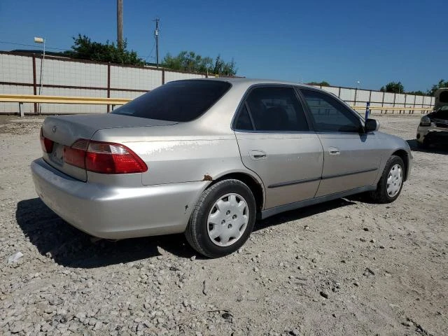 Photo 2 VIN: 1HGCG6657XA164124 - HONDA ACCORD LX 