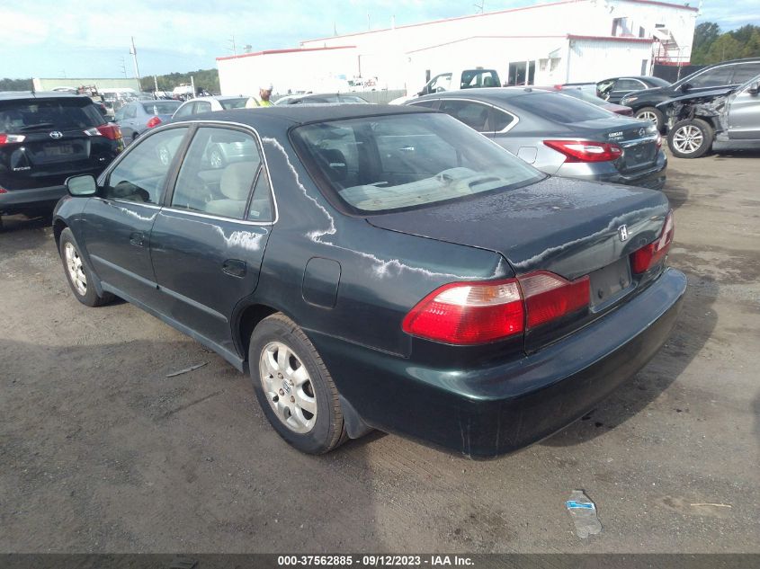 Photo 2 VIN: 1HGCG6657YA131223 - HONDA ACCORD 