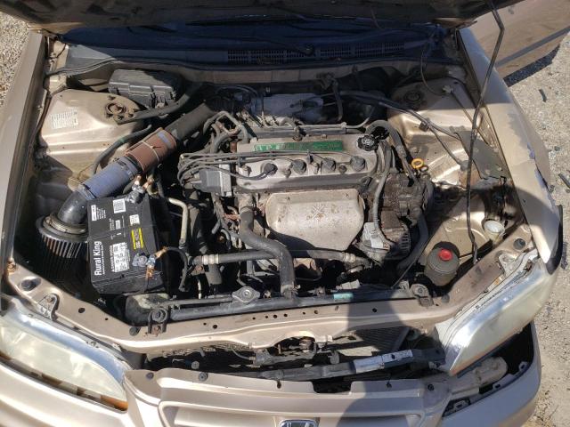 Photo 6 VIN: 1HGCG6658YA014850 - HONDA ACCORD LX 