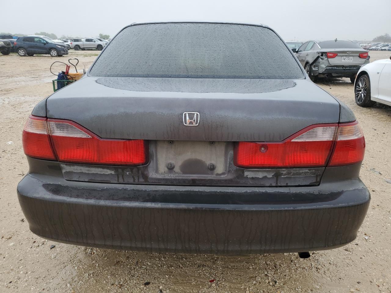 Photo 5 VIN: 1HGCG6659XA026374 - HONDA ACCORD 