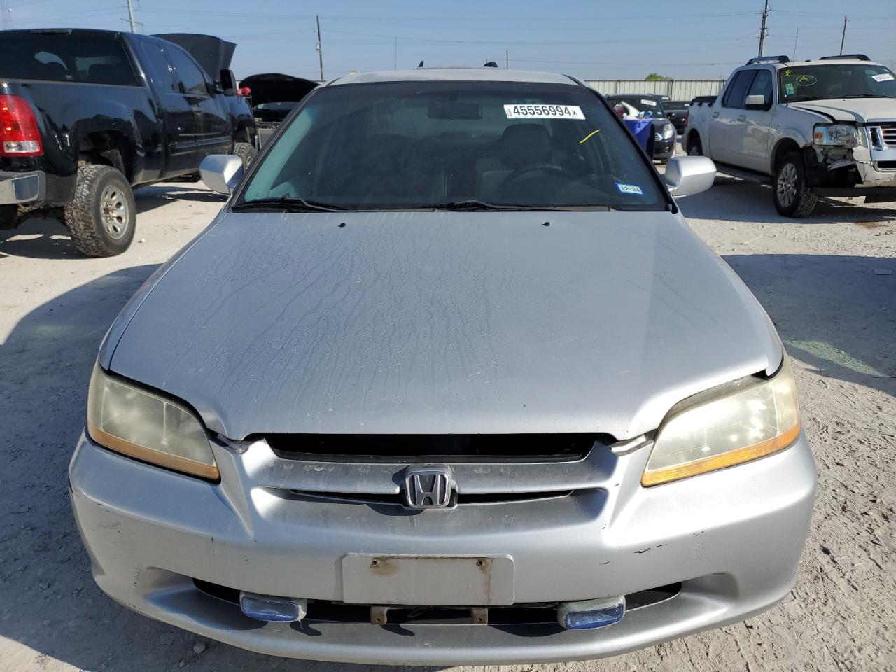 Photo 4 VIN: 1HGCG6659XA071041 - HONDA ACCORD 