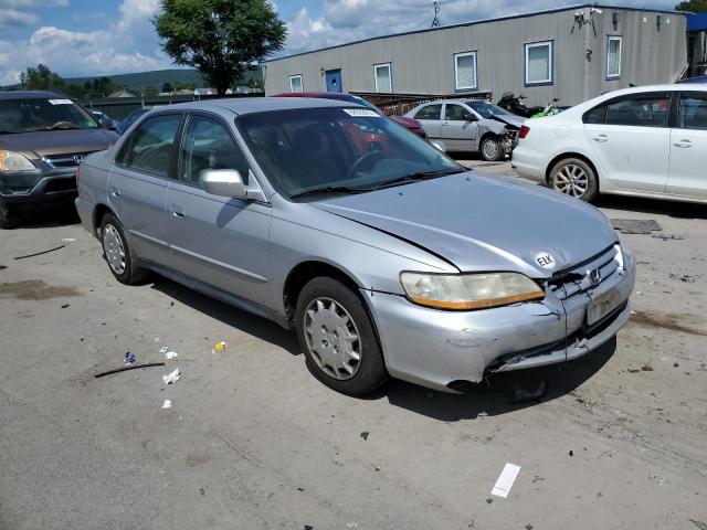 Photo 3 VIN: 1HGCG665X2A031656 - HONDA ACCORD 